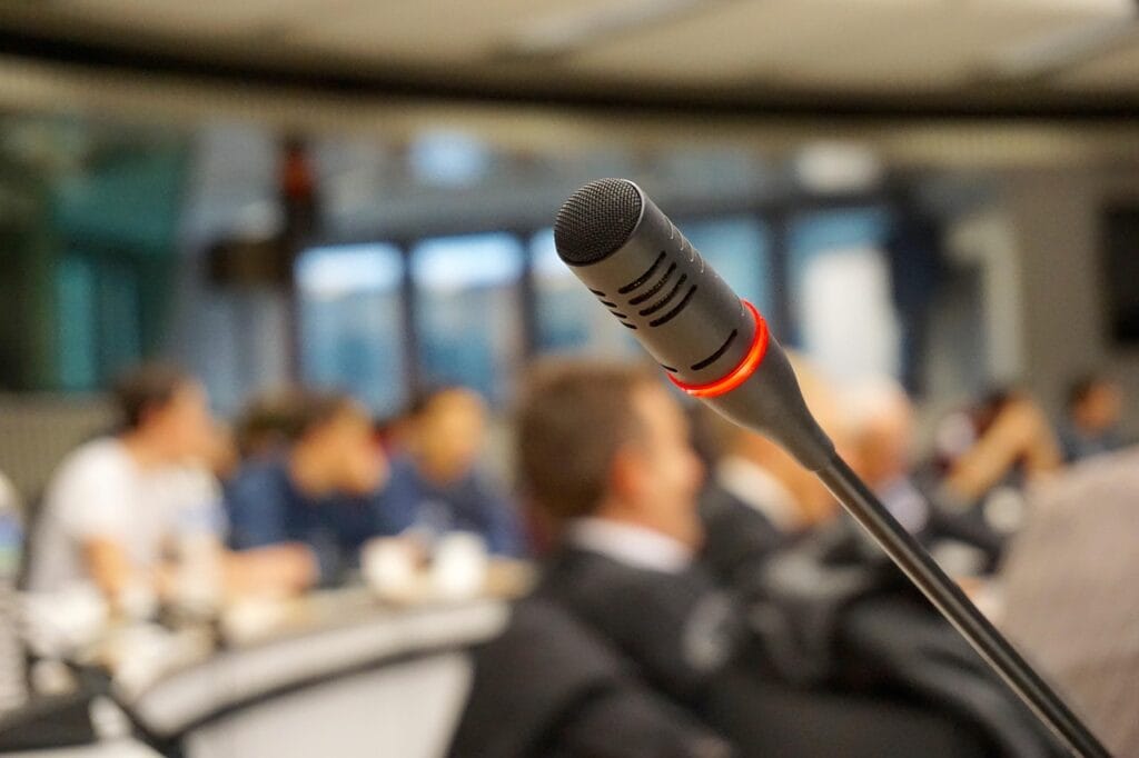 microphone, active, to speak, conference, meeting, meet, audio, microphone, conference, conference, conference, conference, conference, meeting, meeting, meeting